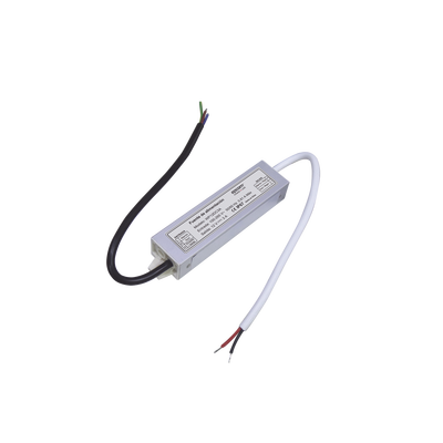 Fuente de poder EPCOM Powerline WP12DC3A, voltaje de entrada 100-240 V CA