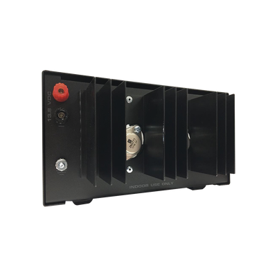 Fuente de poder lineal Astron RS-12A, voltaje de salida 13.8 Vcc