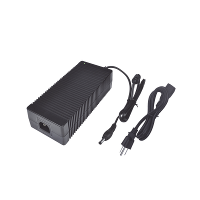 Fuente de poder EPCOM Powerline PL53V3A, corriente de salida 3 A