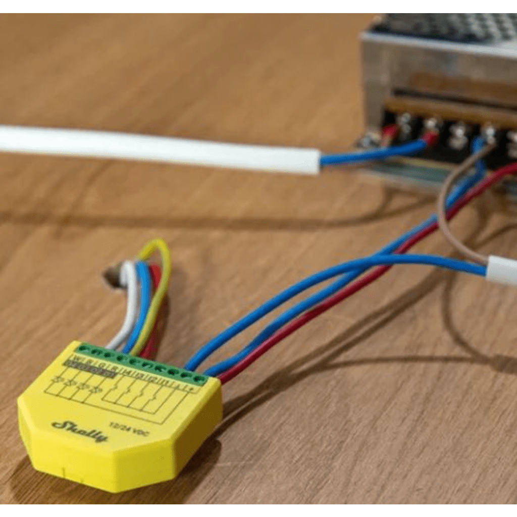 Controlador LED RGBW Shelly SHELLYPLUSRGBWPM, carga máxima 12 A